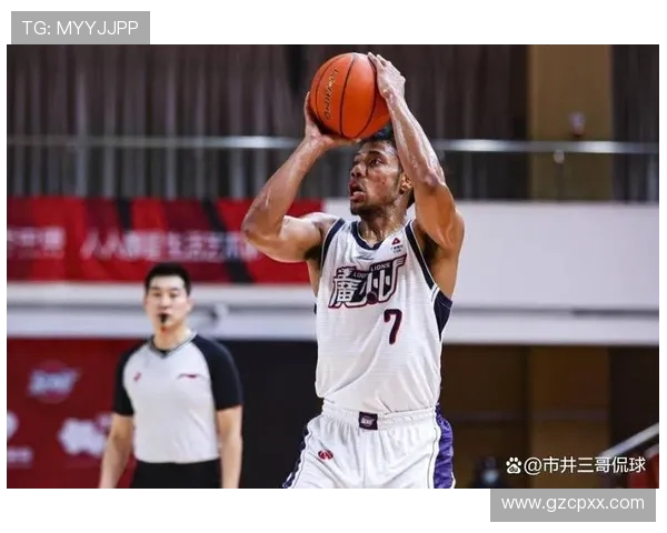 同曦向祝铭震开出1年D类合同报价 拥有独家签约权 同曦向祝铭震开出1年D类合同报价 拥有独家签约权