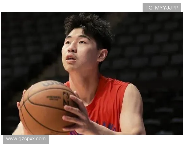 有CBA球队有意引进崔永熙 但因其回归未定而暂时搁置交易计划 有CBA球队有意引进崔永熙 但因其回归未定而暂时搁置交易计划